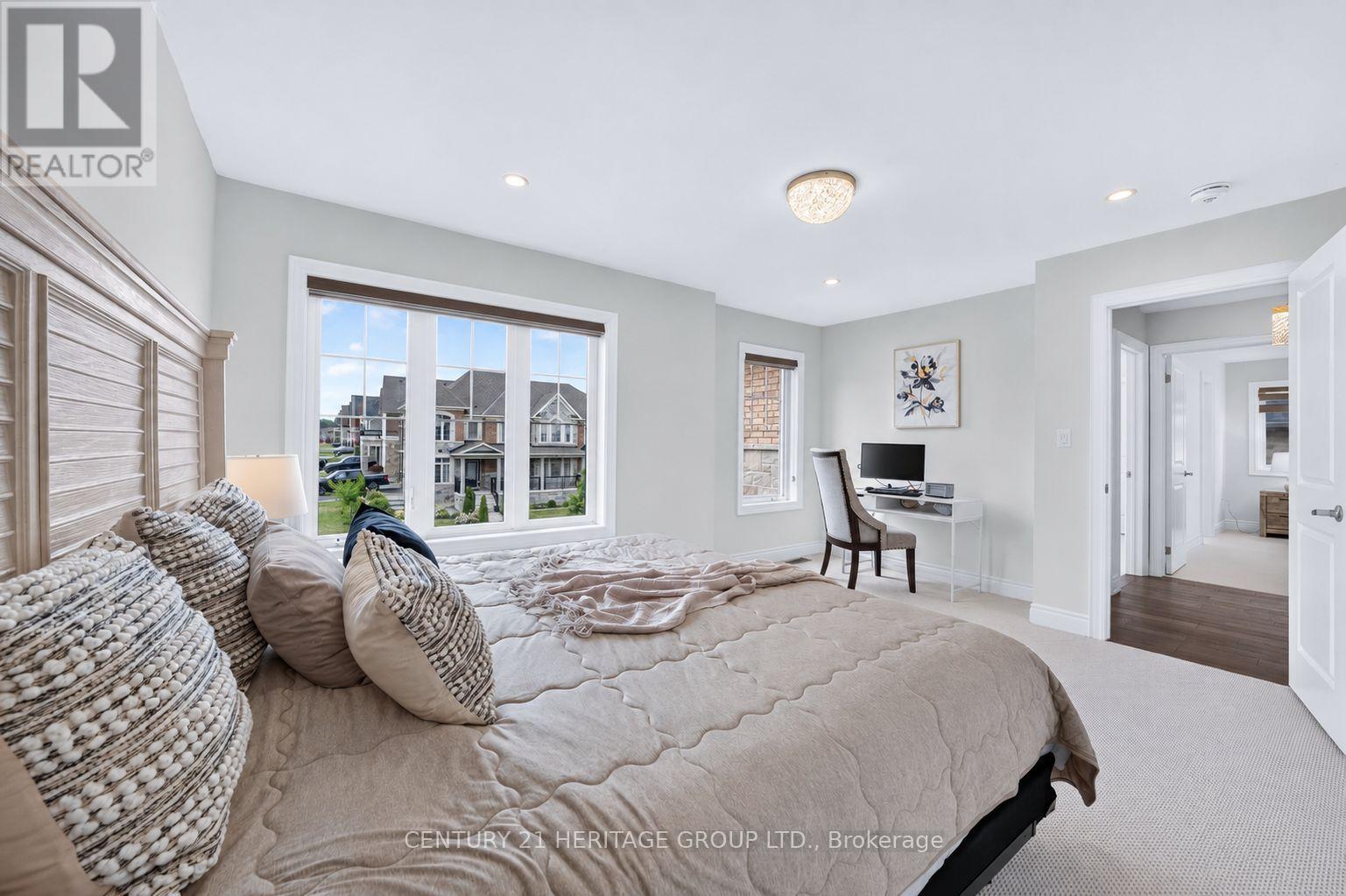 282 Reg Harrison Trail, Newmarket, ON photo 32