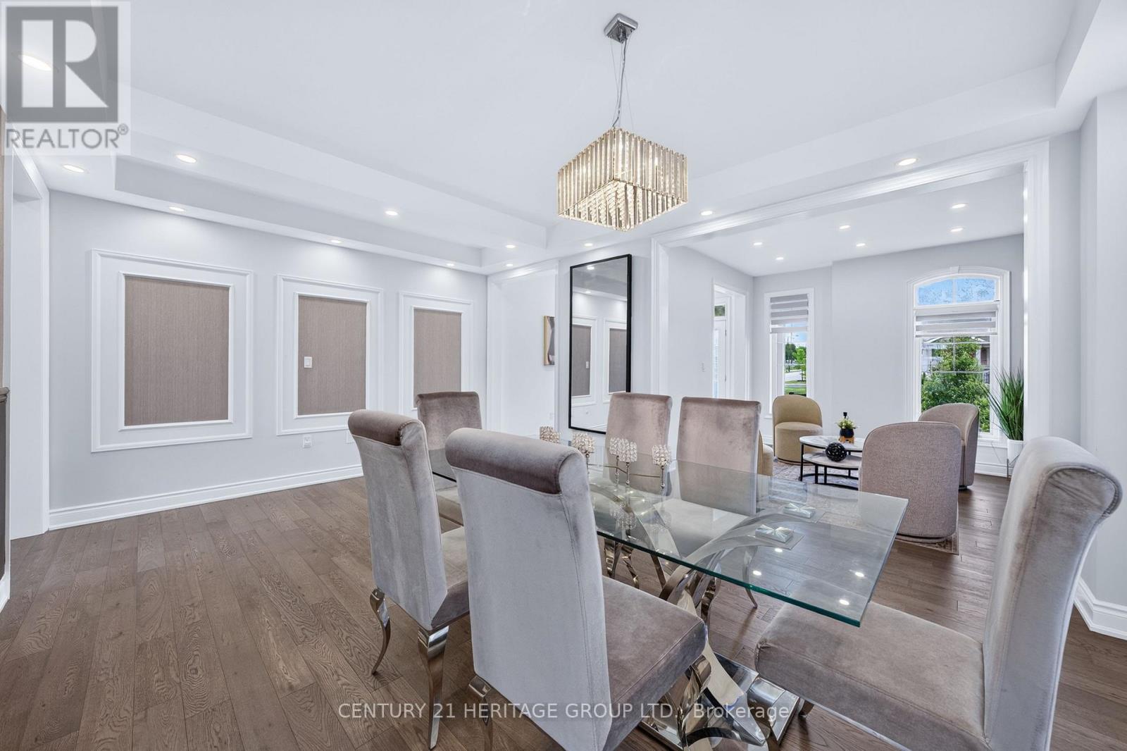 282 Reg Harrison Trail, Newmarket, ON photo 8