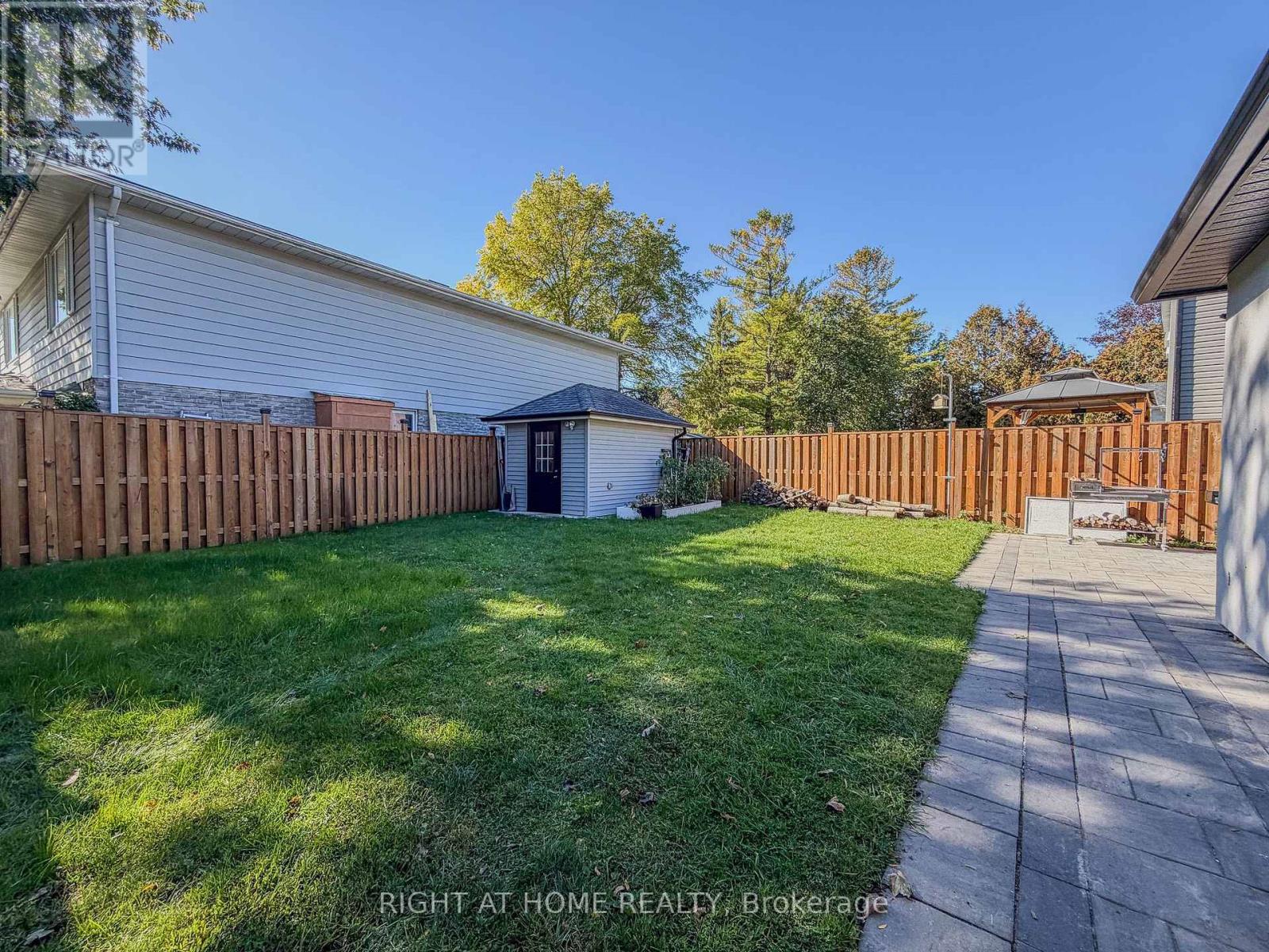 221 Tupper Boulevard, New Tecumseth, ON photo 25