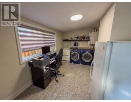221 Tupper Boulevard, New Tecumseth, ON L9R1B5 Photo 12