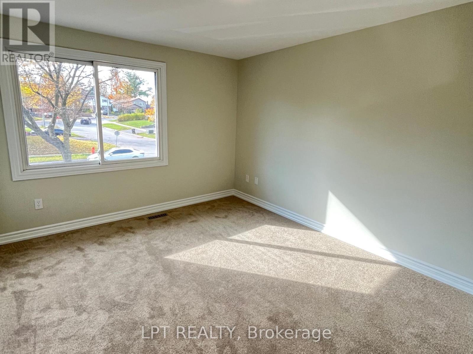 47 Springdale Drive, Barrie, ON photo 21