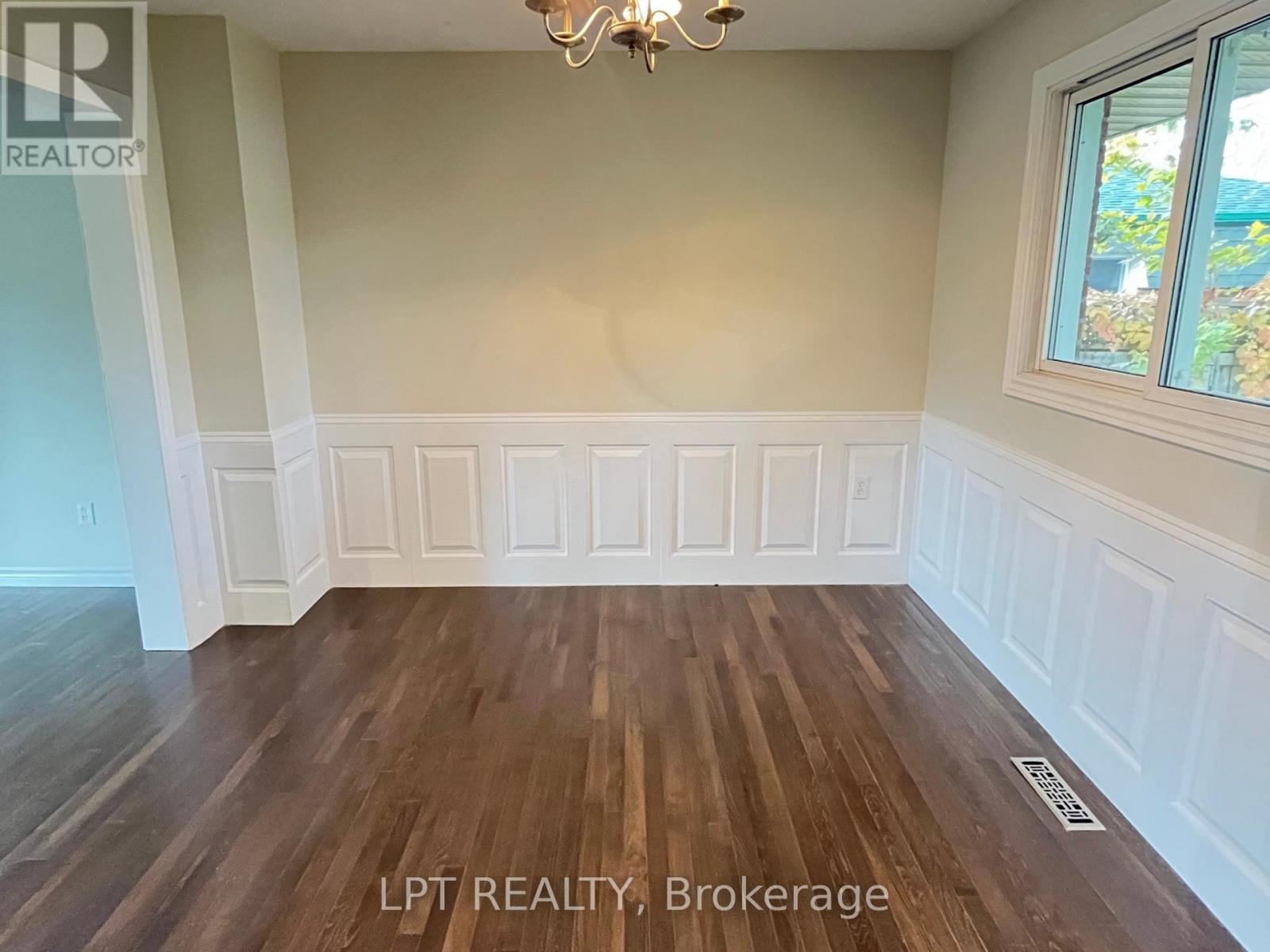 47 Springdale Drive, Barrie, ON photo 8