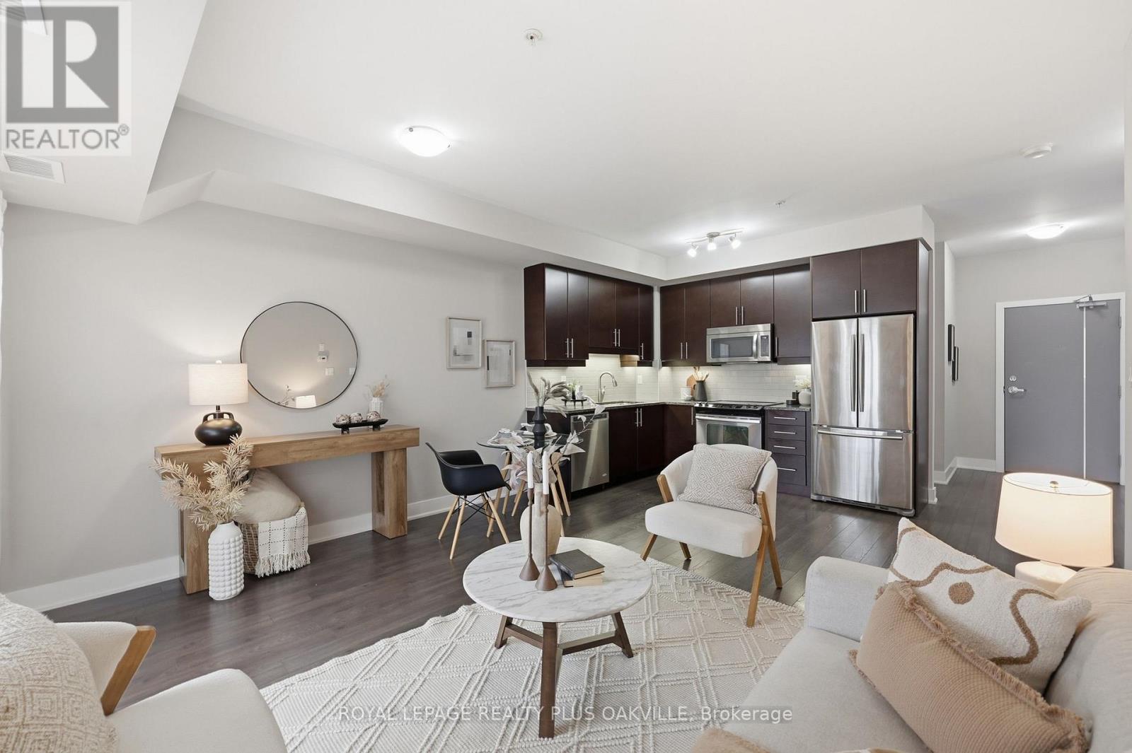 211- 128 Garden Drive, Oakville, ON photo 12