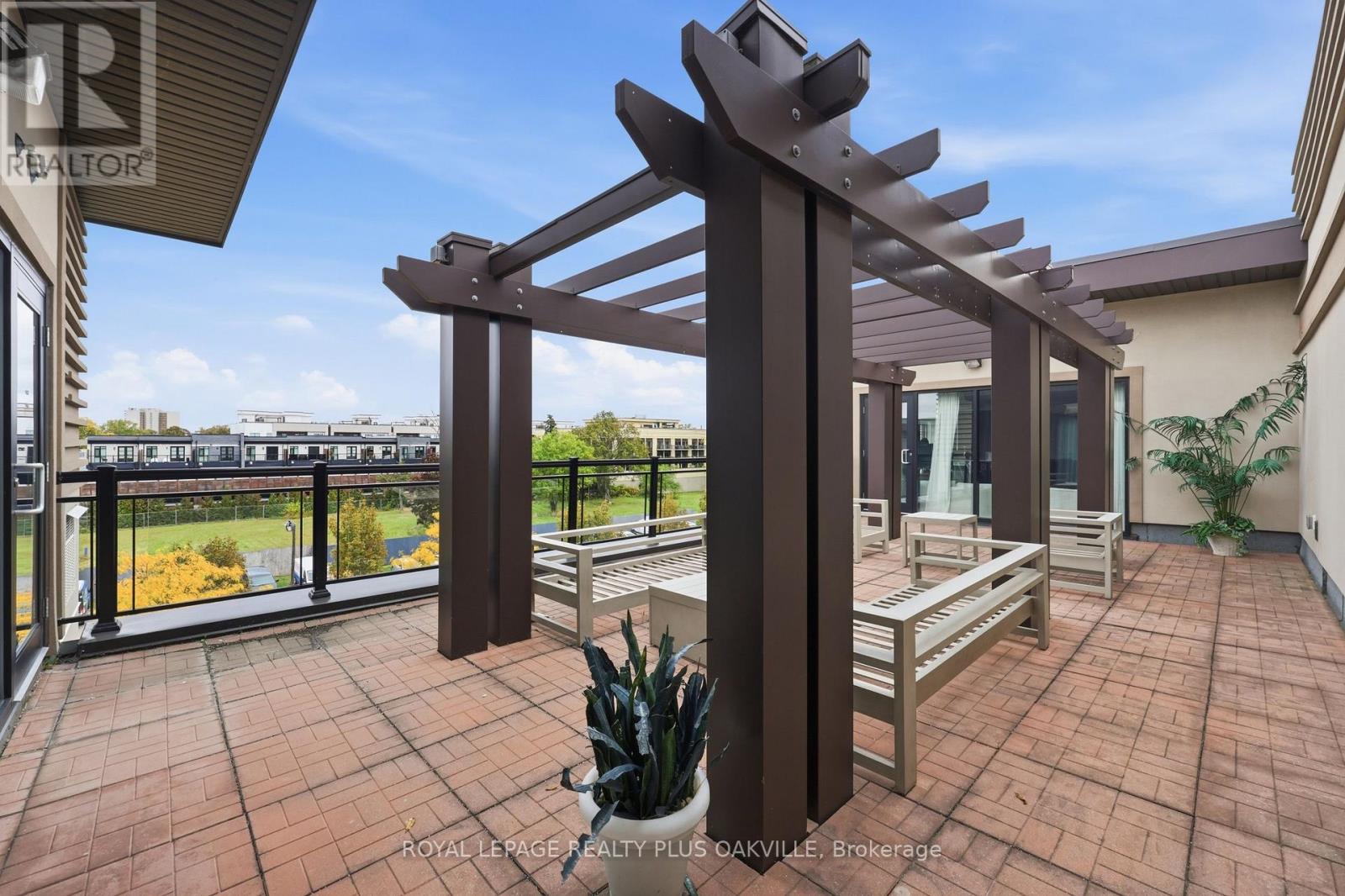 211- 128 Garden Drive, Oakville, ON photo 22