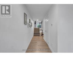 Living room - 20 - 1755 Rathburn Road E, Mississauga, ON L4E2M8 Photo 6