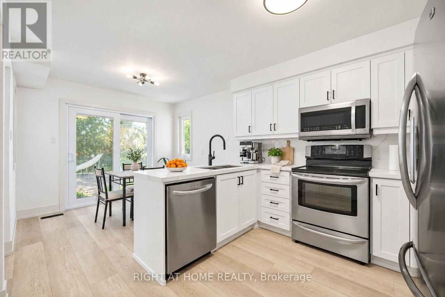 32 Cheviot Crescent, Brampton, ON photo 8