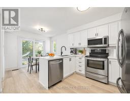 32 Cheviot Crescent, Brampton, ON L6Z4H2 Photo 8