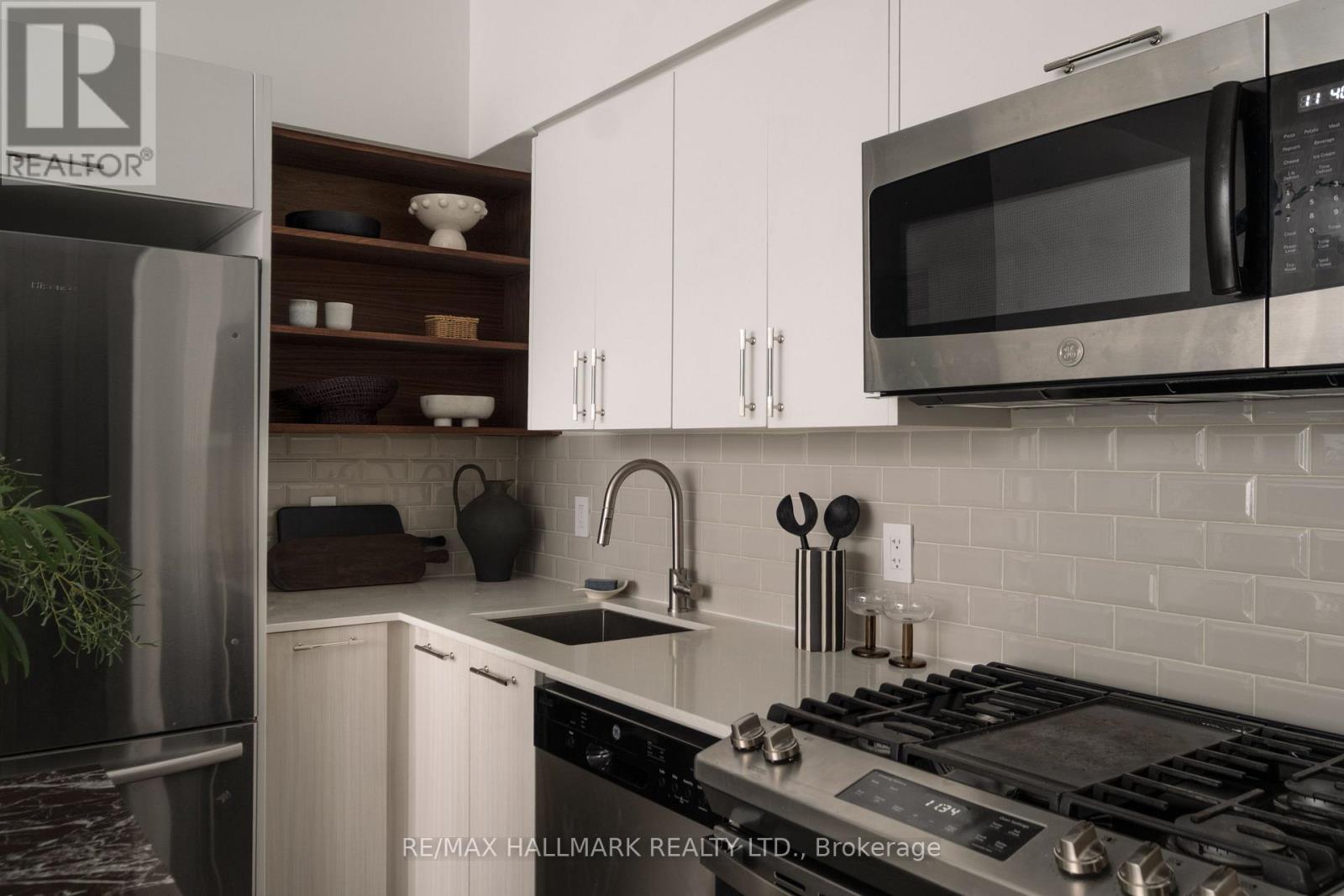 406- 385 Osler Street North, Toronto, ON photo 18