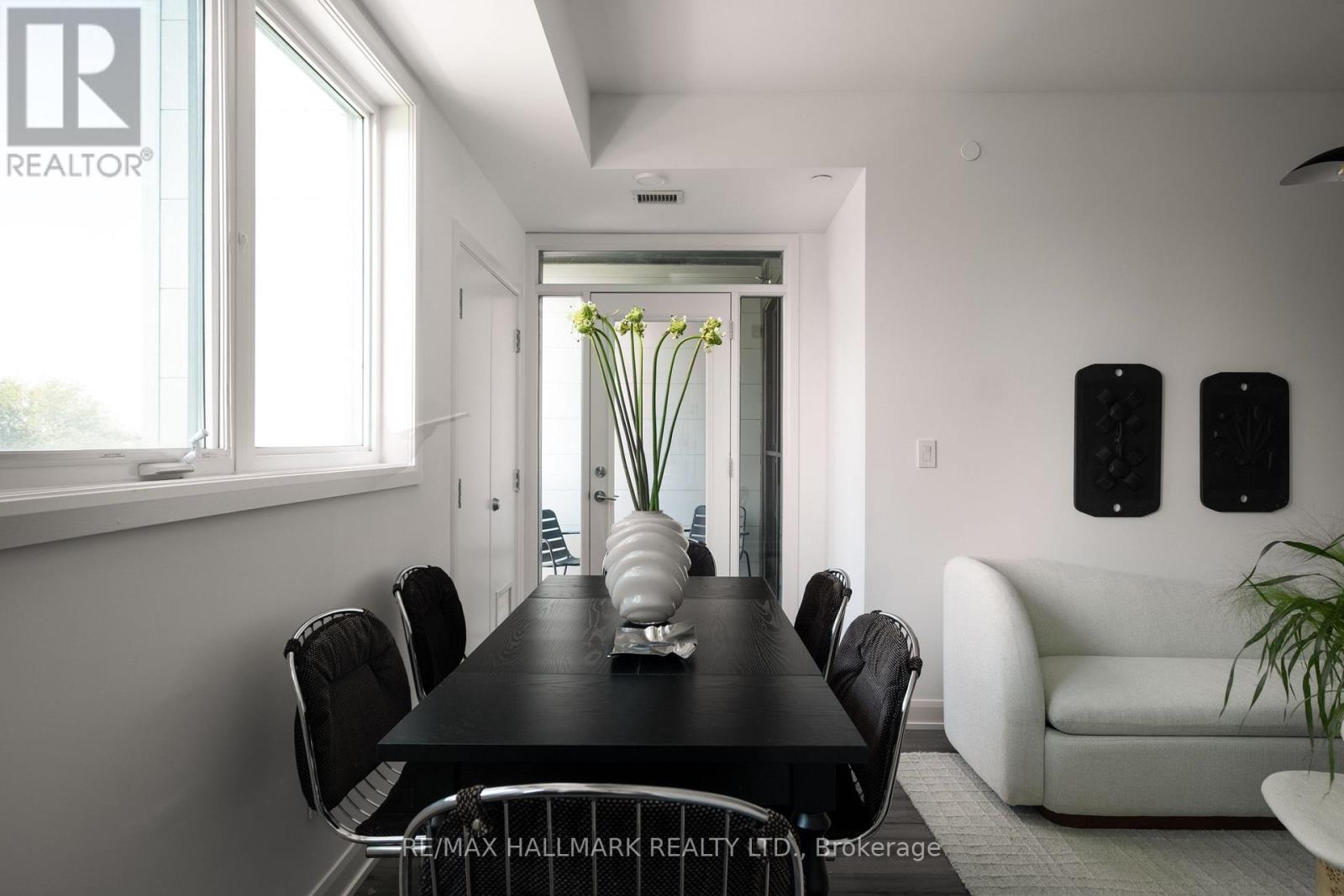 406- 385 Osler Street North, Toronto, ON photo 8