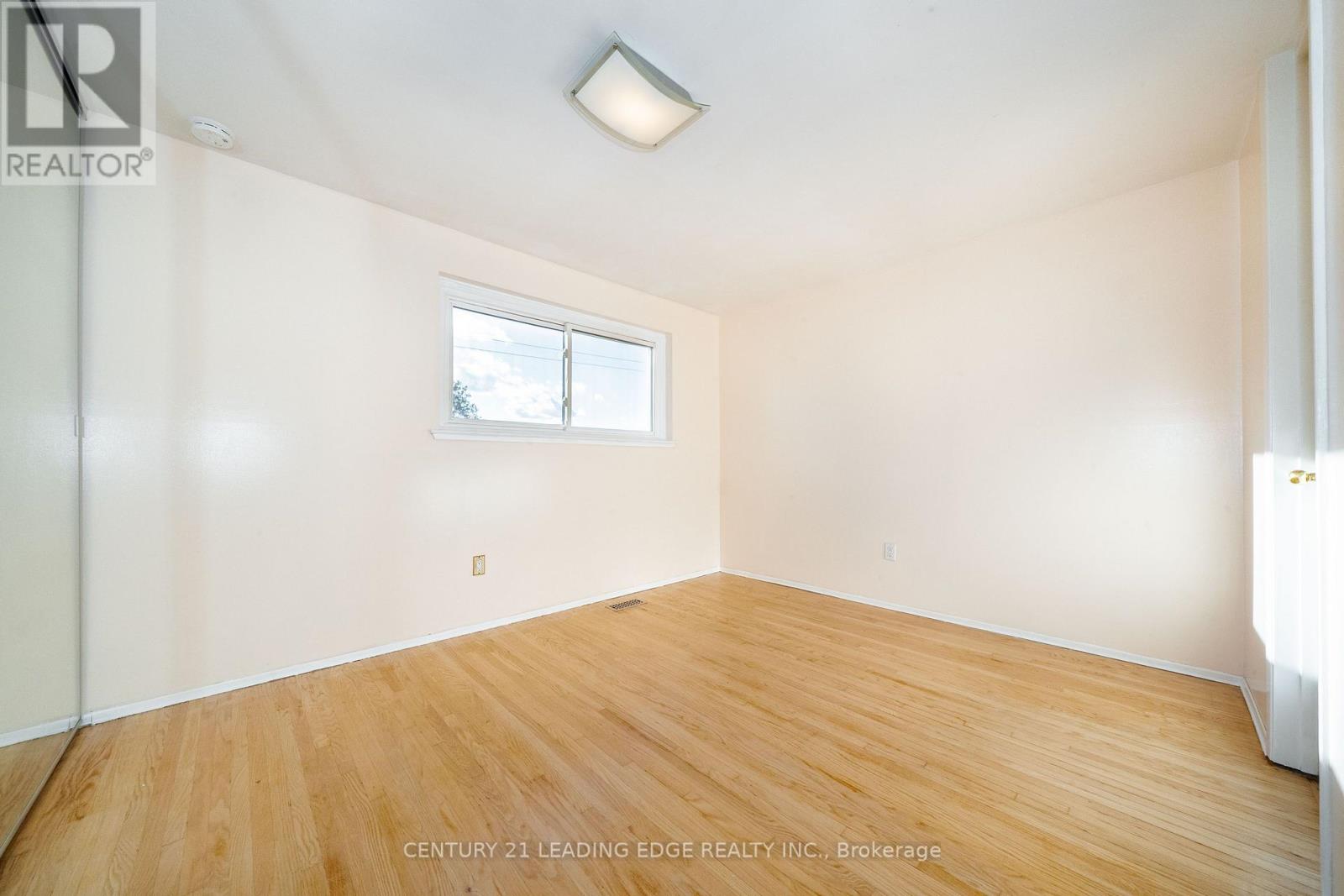 63 Mercury Road, Toronto, ON photo 16
