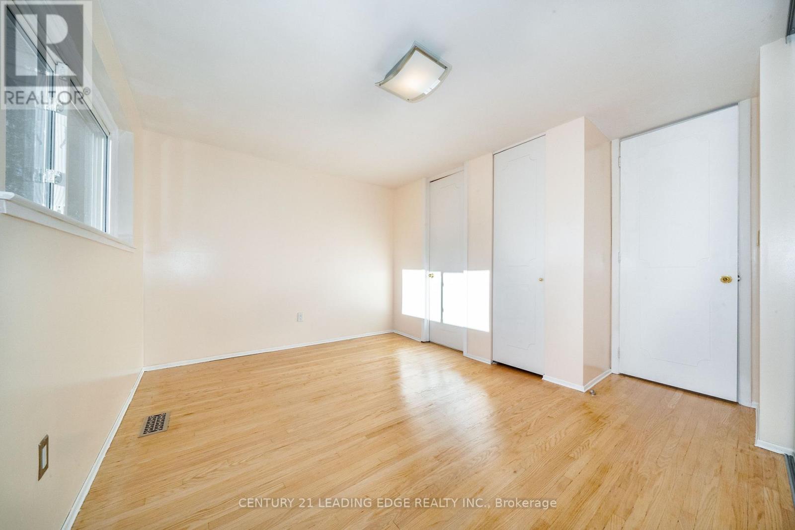 63 Mercury Road, Toronto, ON photo 17