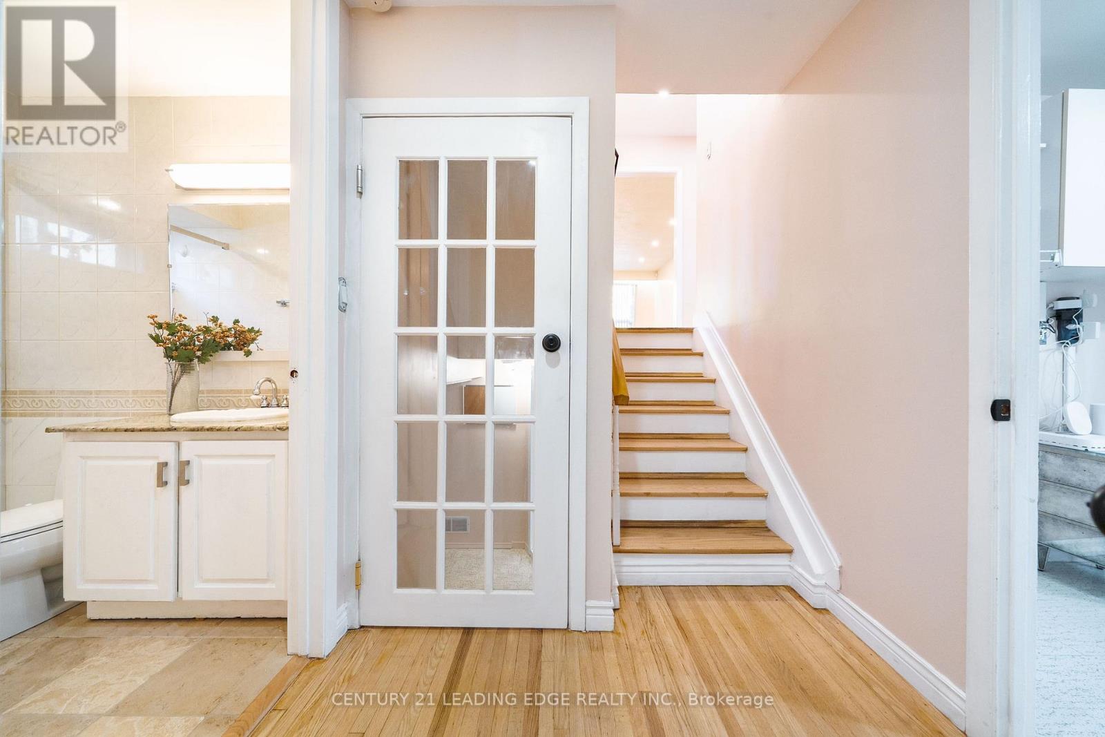 63 Mercury Road, Toronto, ON photo 19
