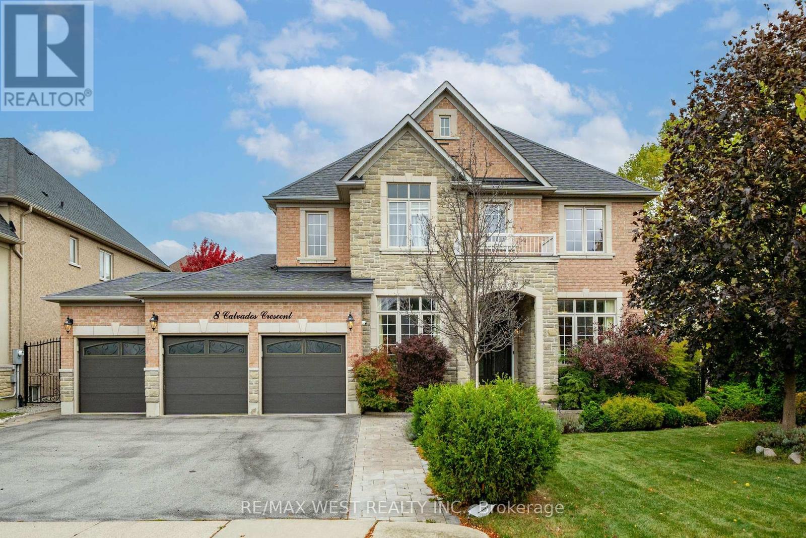 8 Calvados Crescent, Brampton, ON