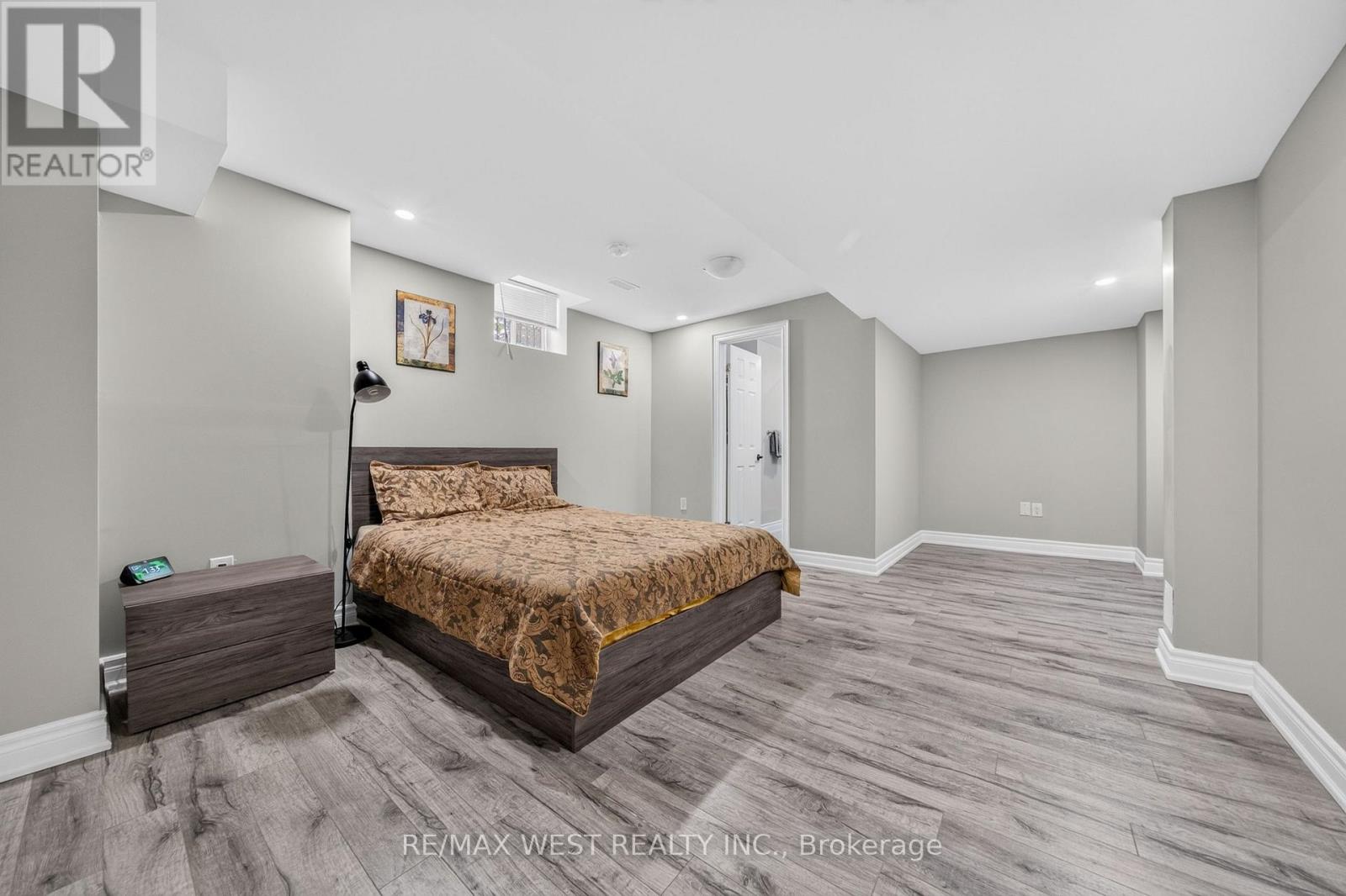 8 Calvados Crescent, Brampton, ON photo 19
