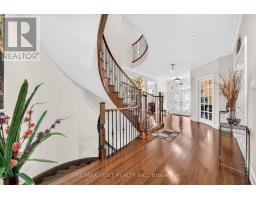 Bedroom 3 - 8 Calvados Crescent, Brampton, ON L6P2Z1 Photo 9