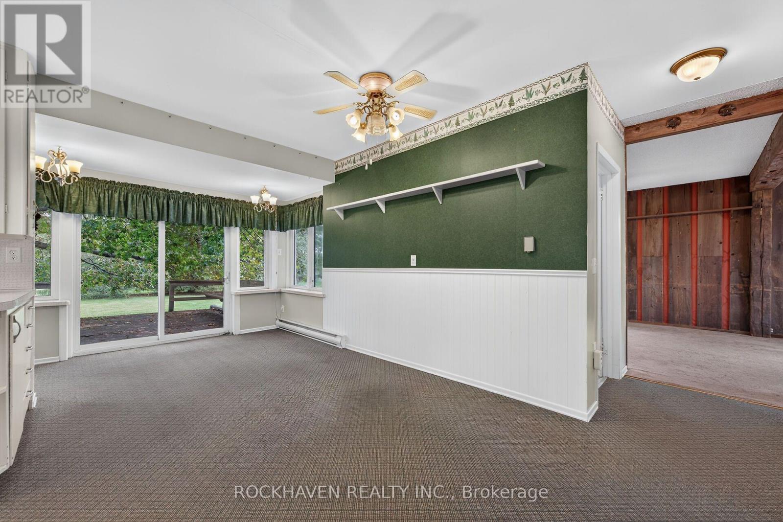 376 Rock Chapel Road, Hamilton, ON photo 11