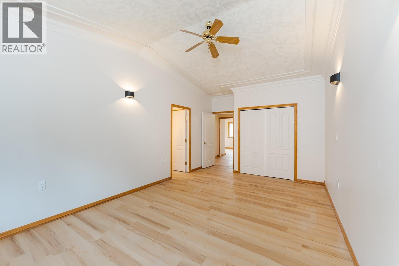 4830 REEVES DRIVE - 17