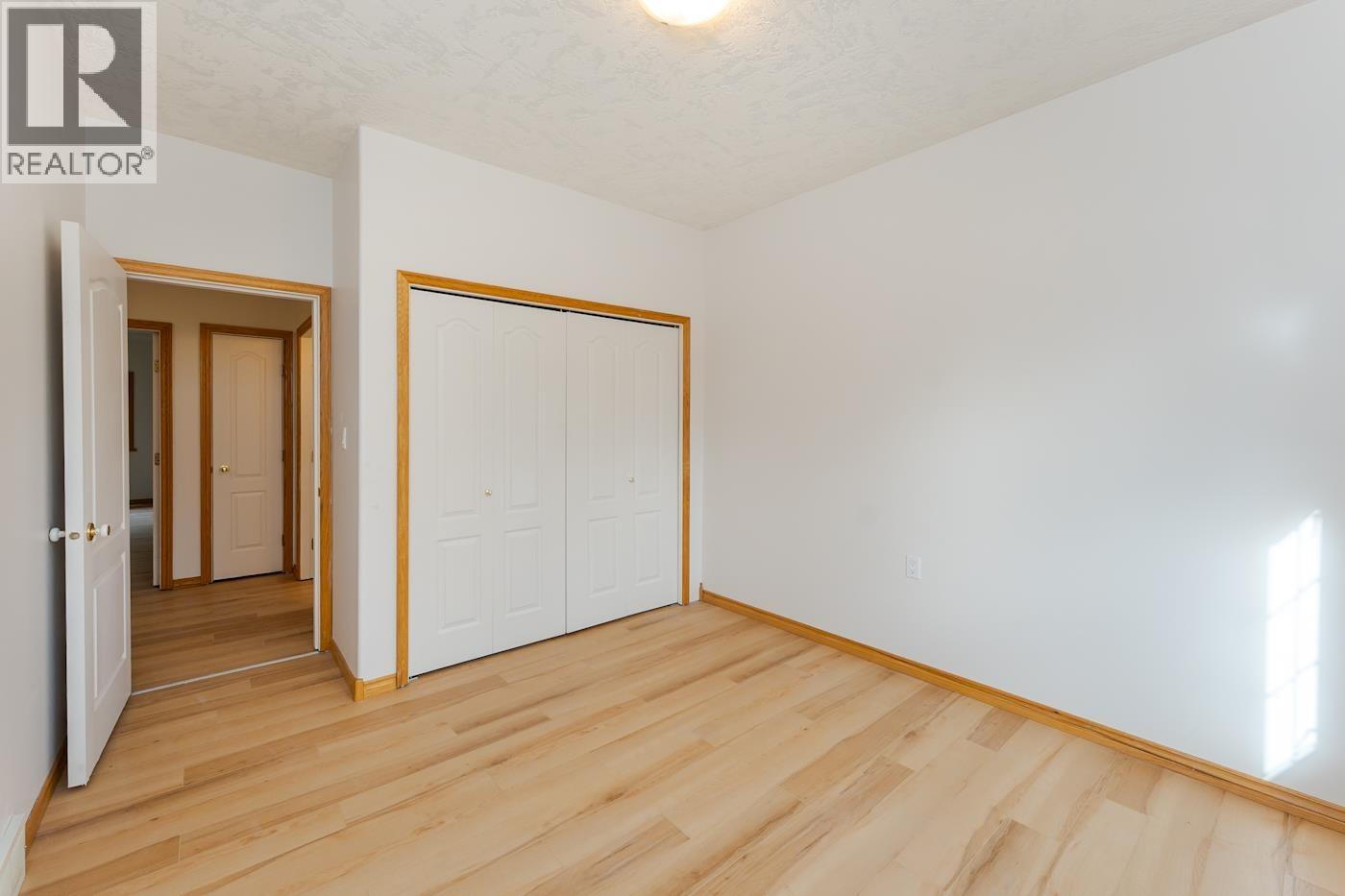 4830 REEVES DRIVE - 19