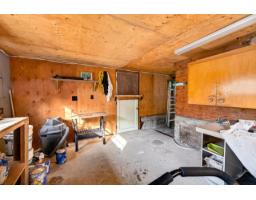 12614 102 Avenue, Surrey, BC V3V3E4 Photo 12