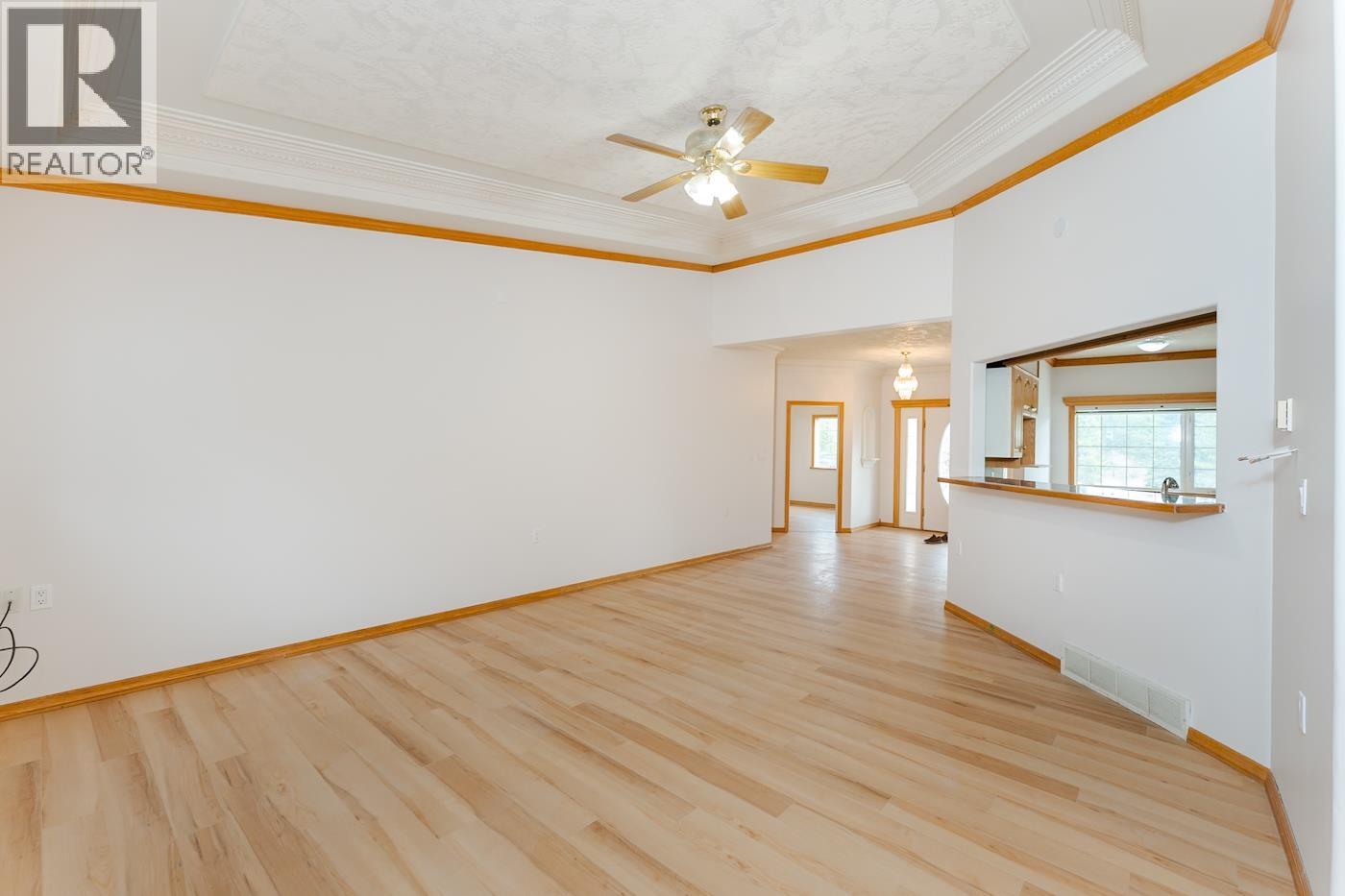 4830 REEVES DRIVE - 20