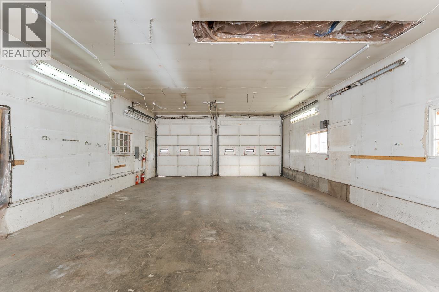 4830 REEVES DRIVE - 30