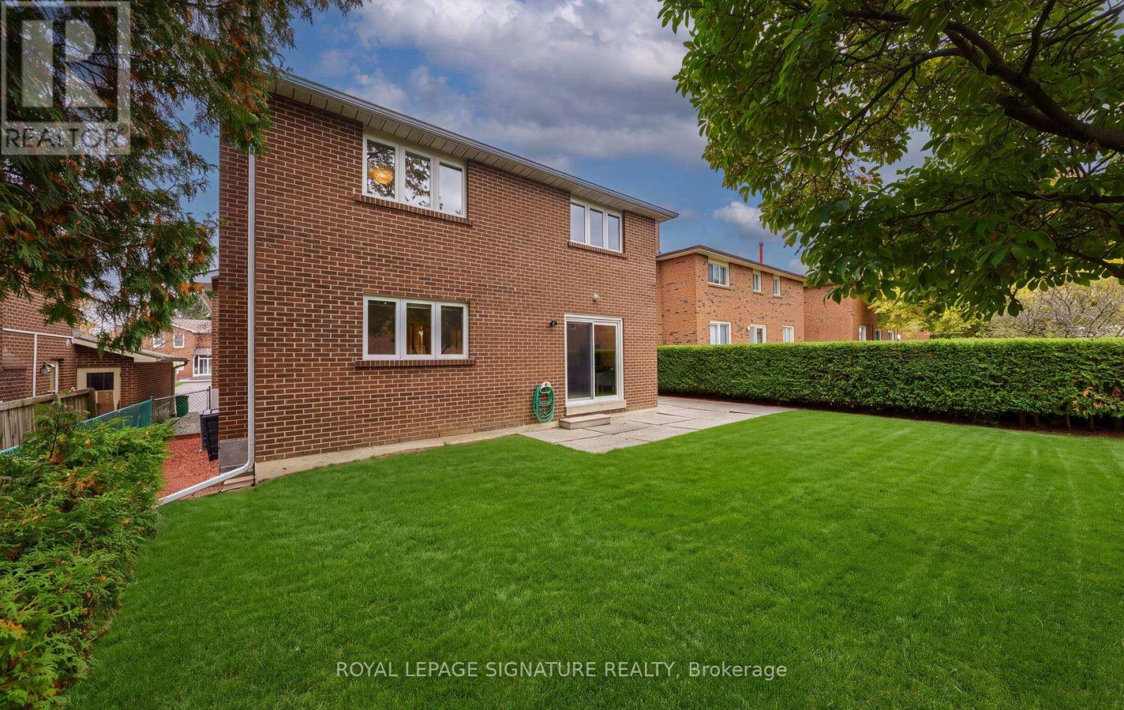 68 ELLENHALL SQUARE - 37