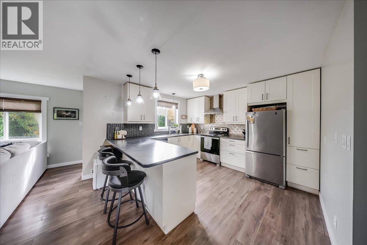 710 10TH Avenue - 11