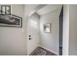 710 10th Avenue, Montrose, BC V0G1P0 Photo 15