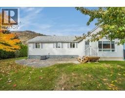 710 10th Avenue, Montrose, BC V0G1P0 Photo 41