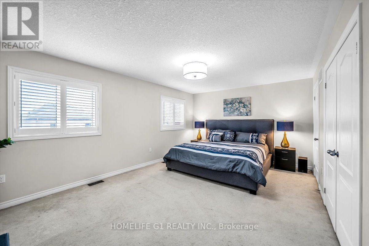 47 Holyrod Drive, Clarington, ON photo 24