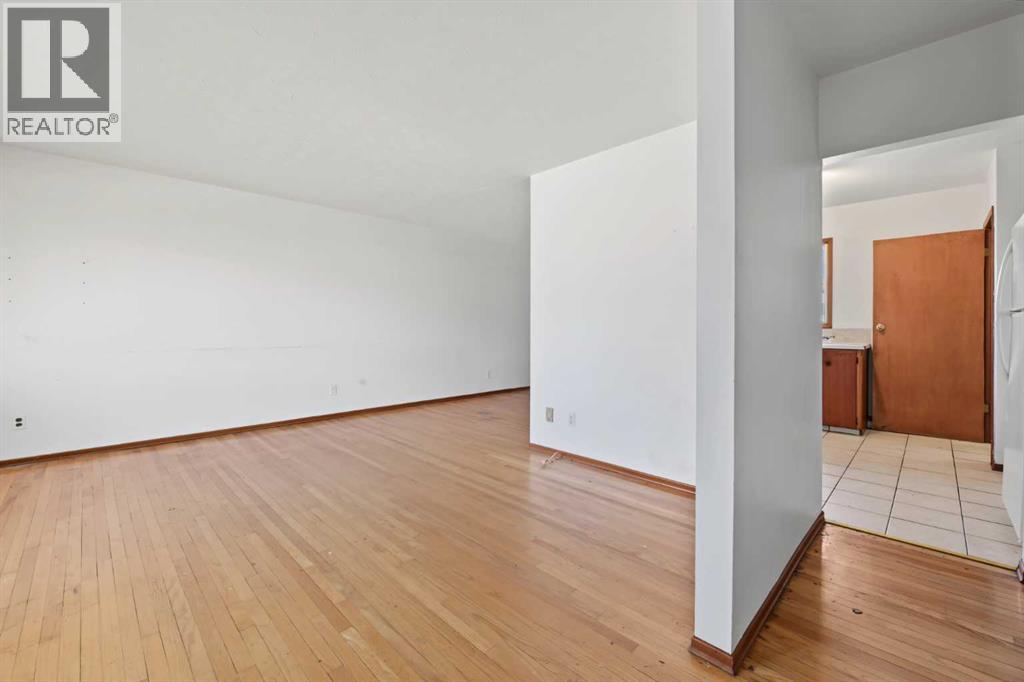 101 Langton Drive SW photo 5