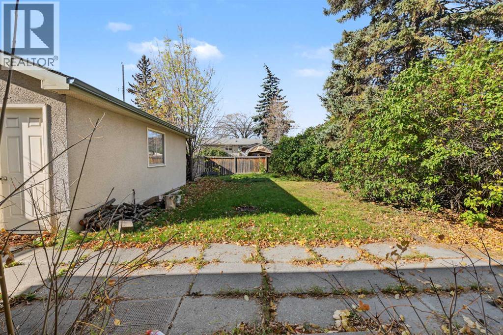 101 Langton Drive SW photo 8