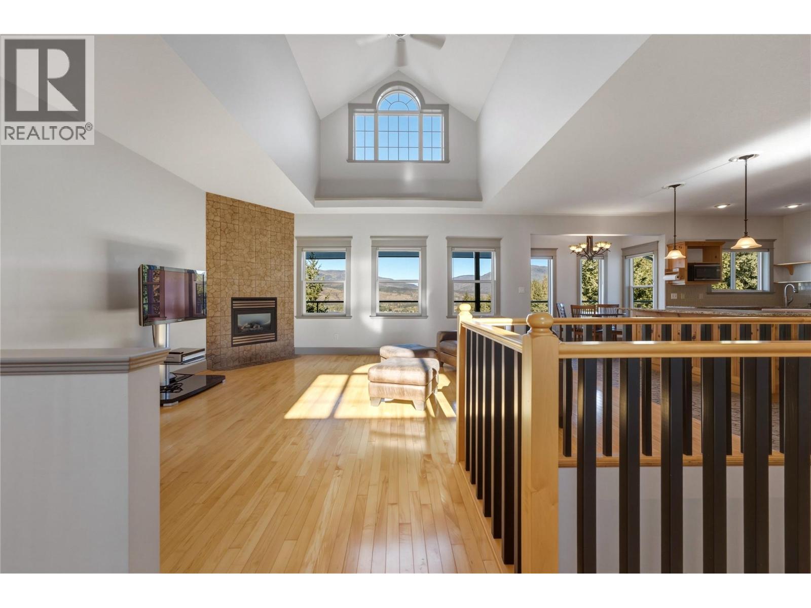 55 Peregrine Way, Vernon