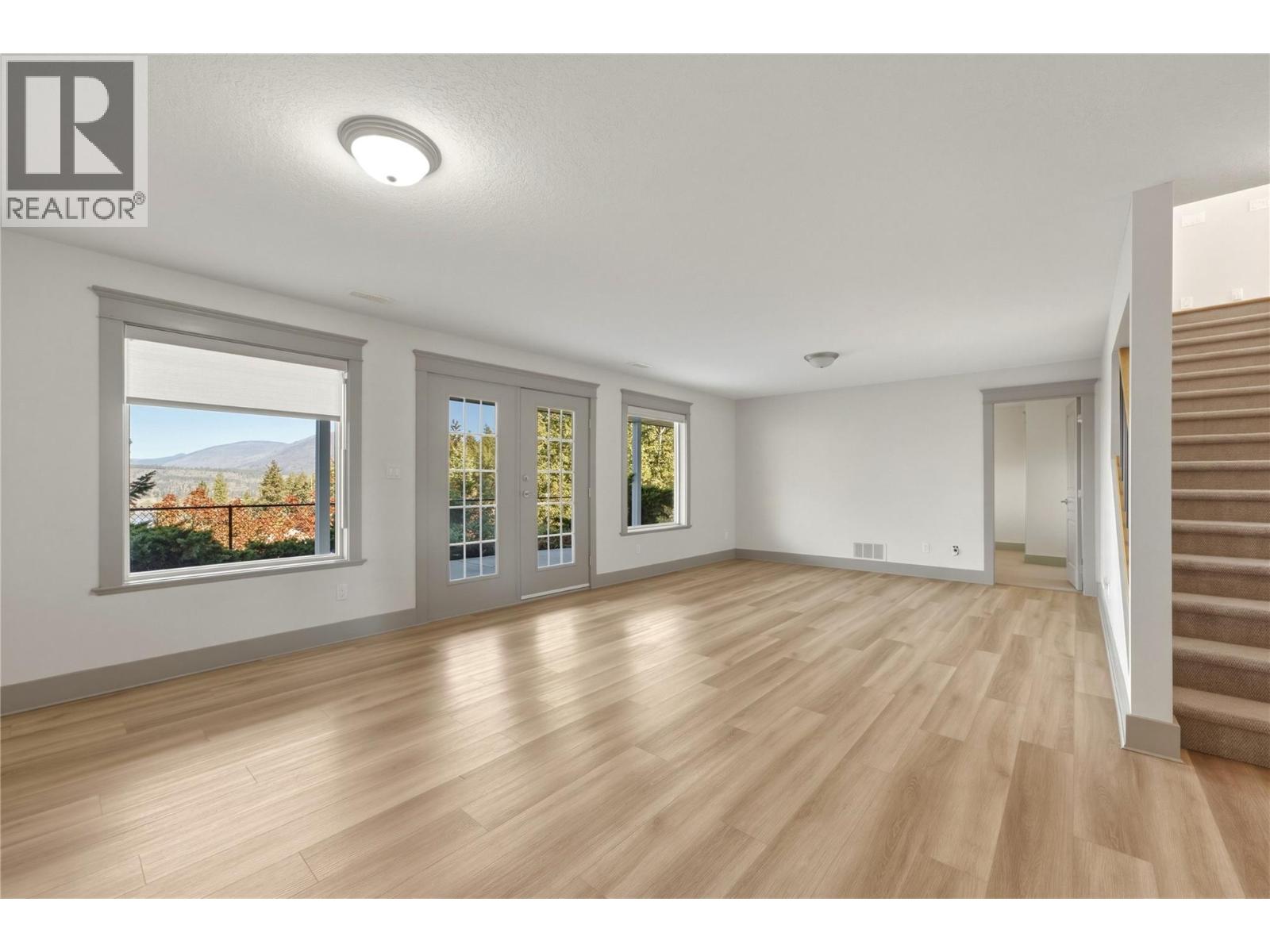 55 Peregrine Way, Vernon