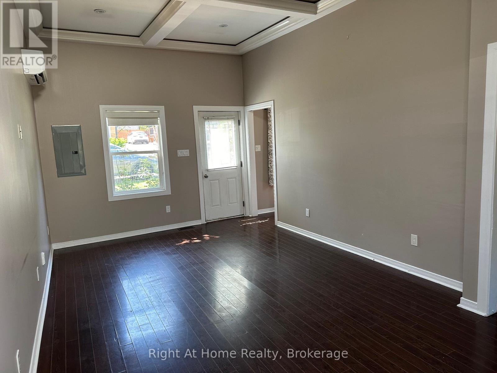 Unit B- 1119 King Street, Whitby, ON photo 5
