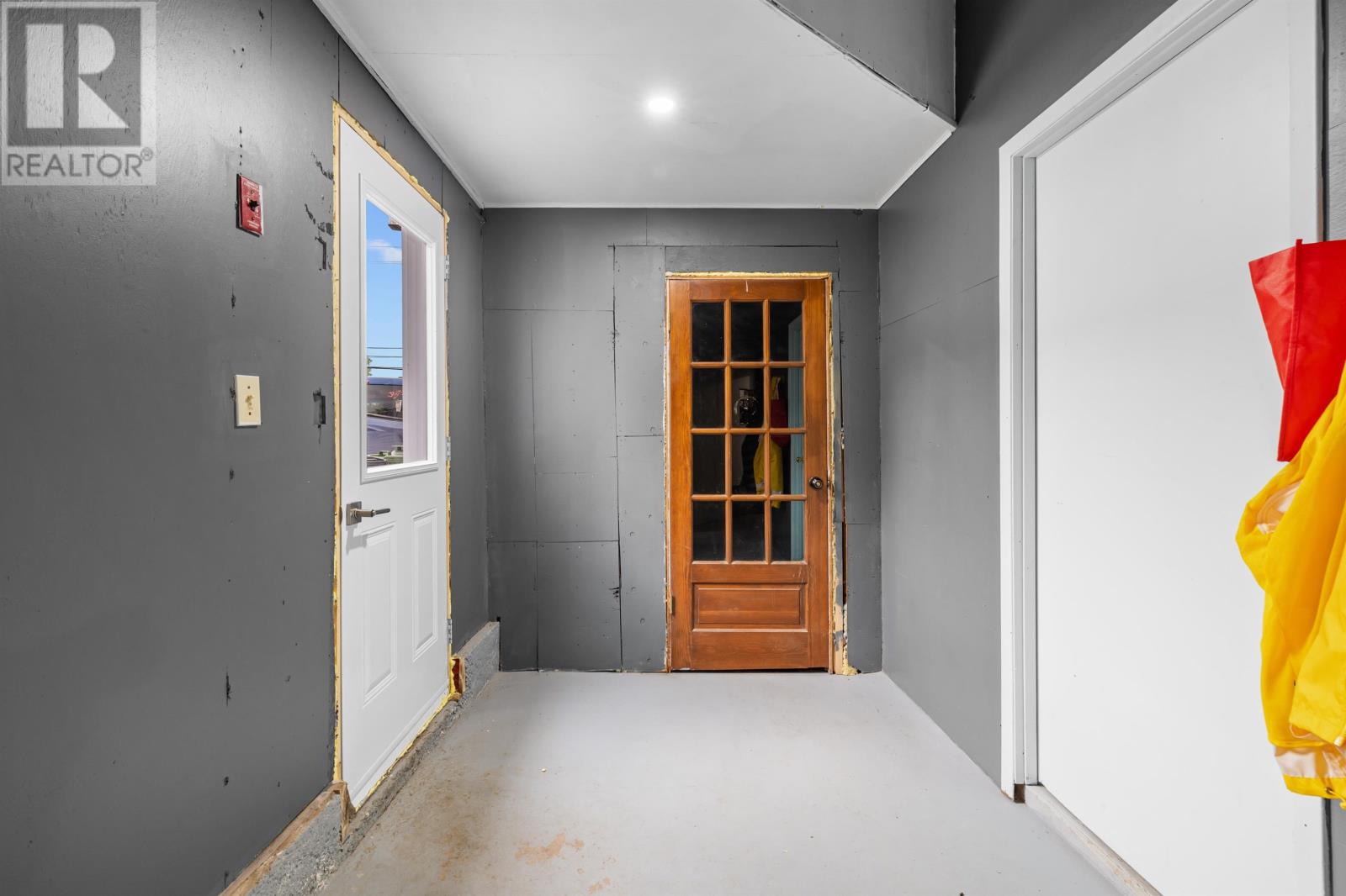 7651-7653 St. Peters Road - 27