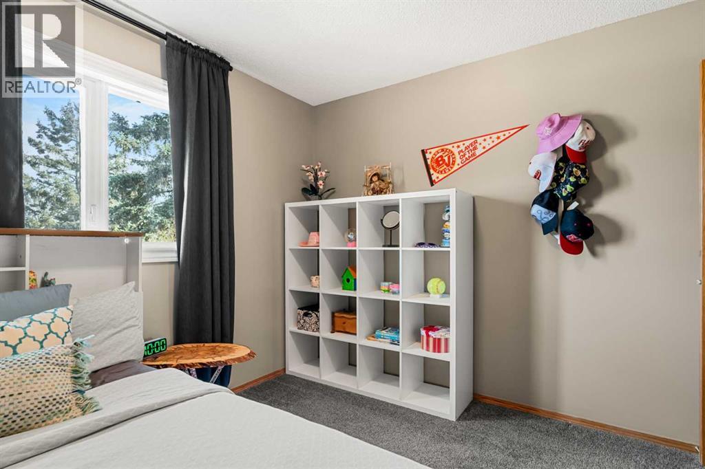 54 Deerview Terrace SE photo 29