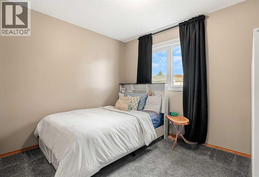 54 Deerview Terrace SE photo 28