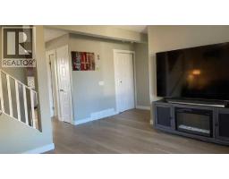44 Falwood Crescent NE - photo 6