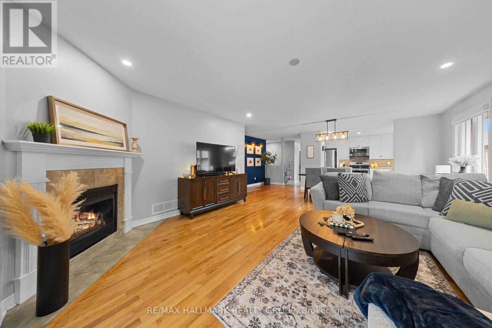 28 Dr Gordon Crescent — photo 16
