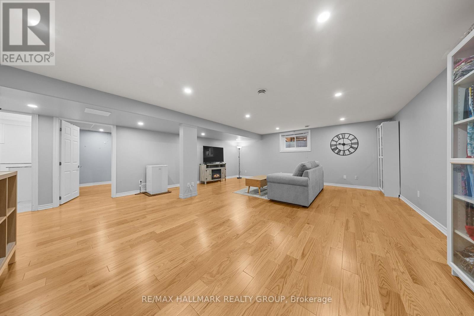 28 Dr Gordon Crescent — photo 32