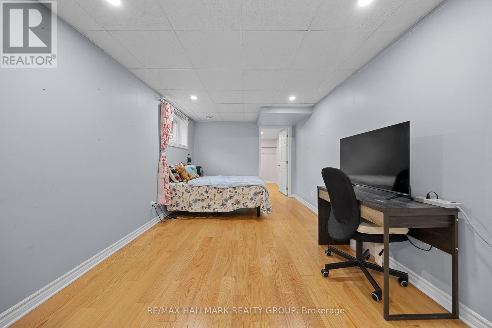 28 Dr Gordon Crescent — photo 36