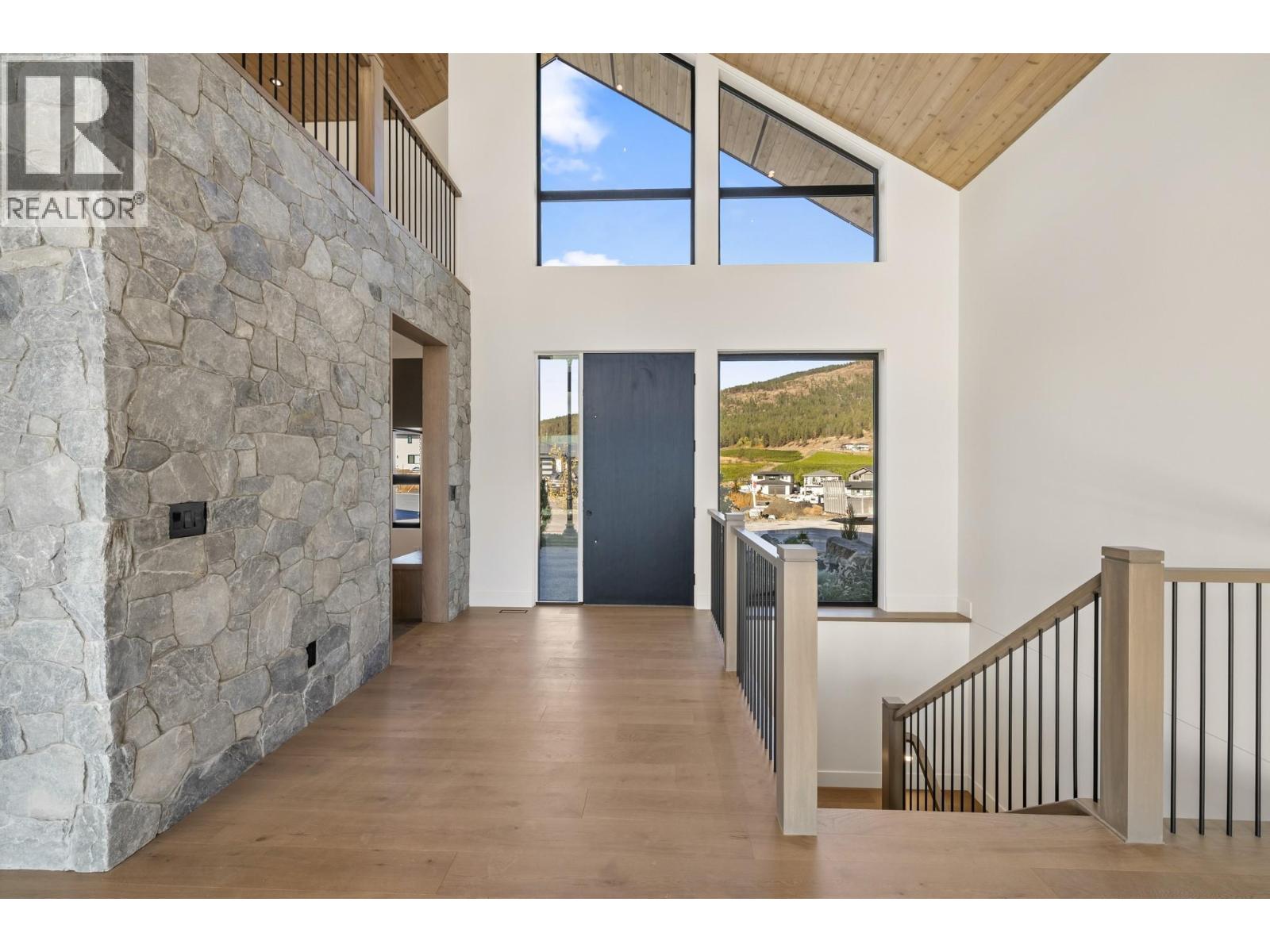  2495 Pinnacle Ridge Drive, West Kelowna