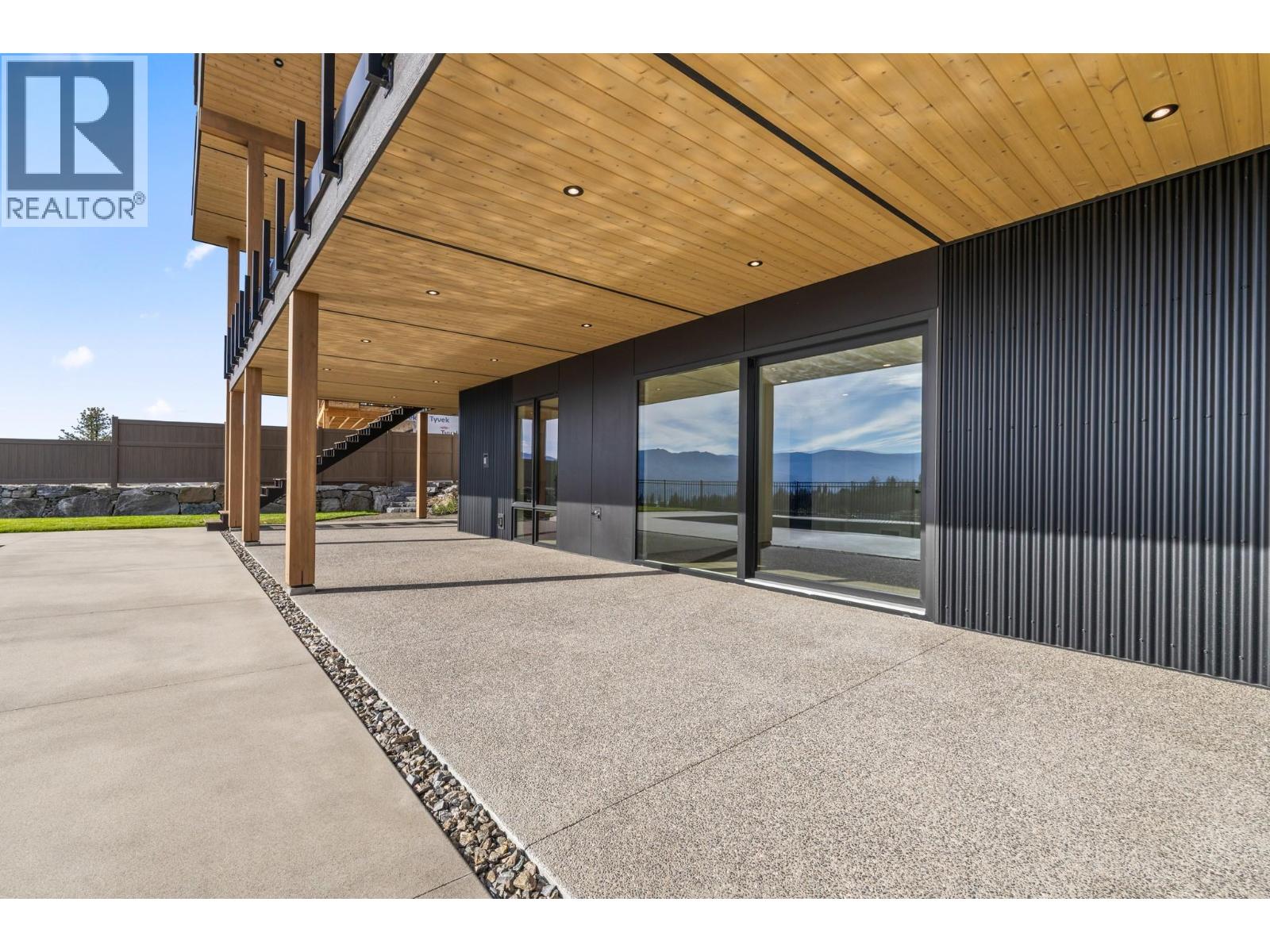  2495 Pinnacle Ridge Drive, West Kelowna