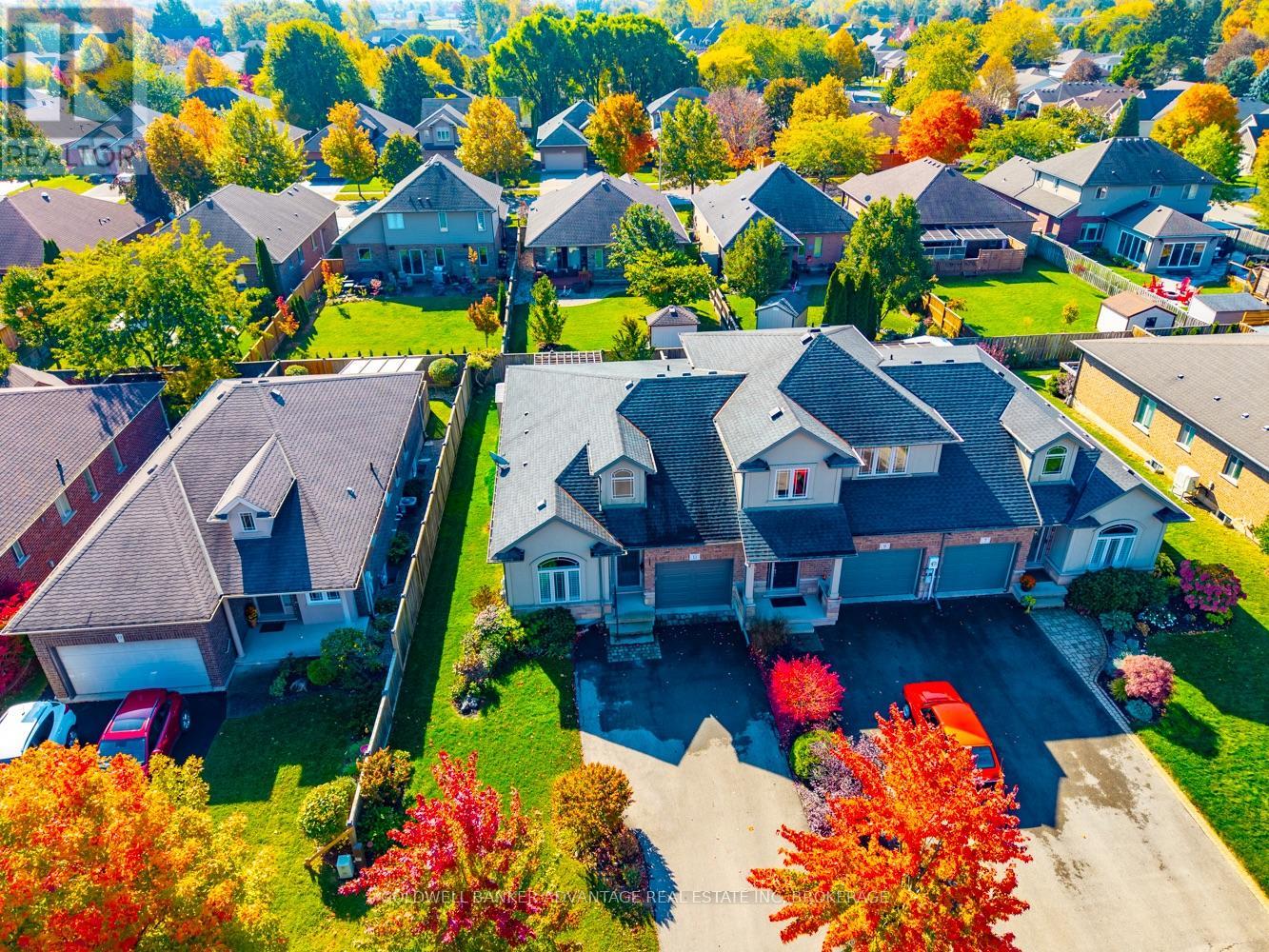 11 WILLSON CROSS - 32