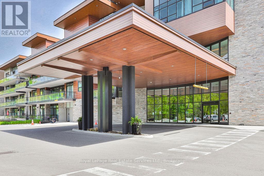 Photo of 1575 LAKESHORE Road