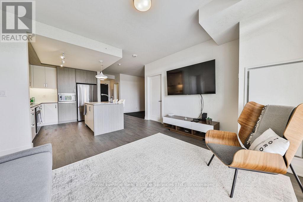 1575 Lakeshore Road West — photo 15