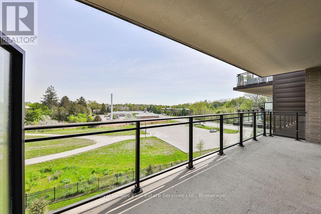 1575 Lakeshore Road West — photo 31
