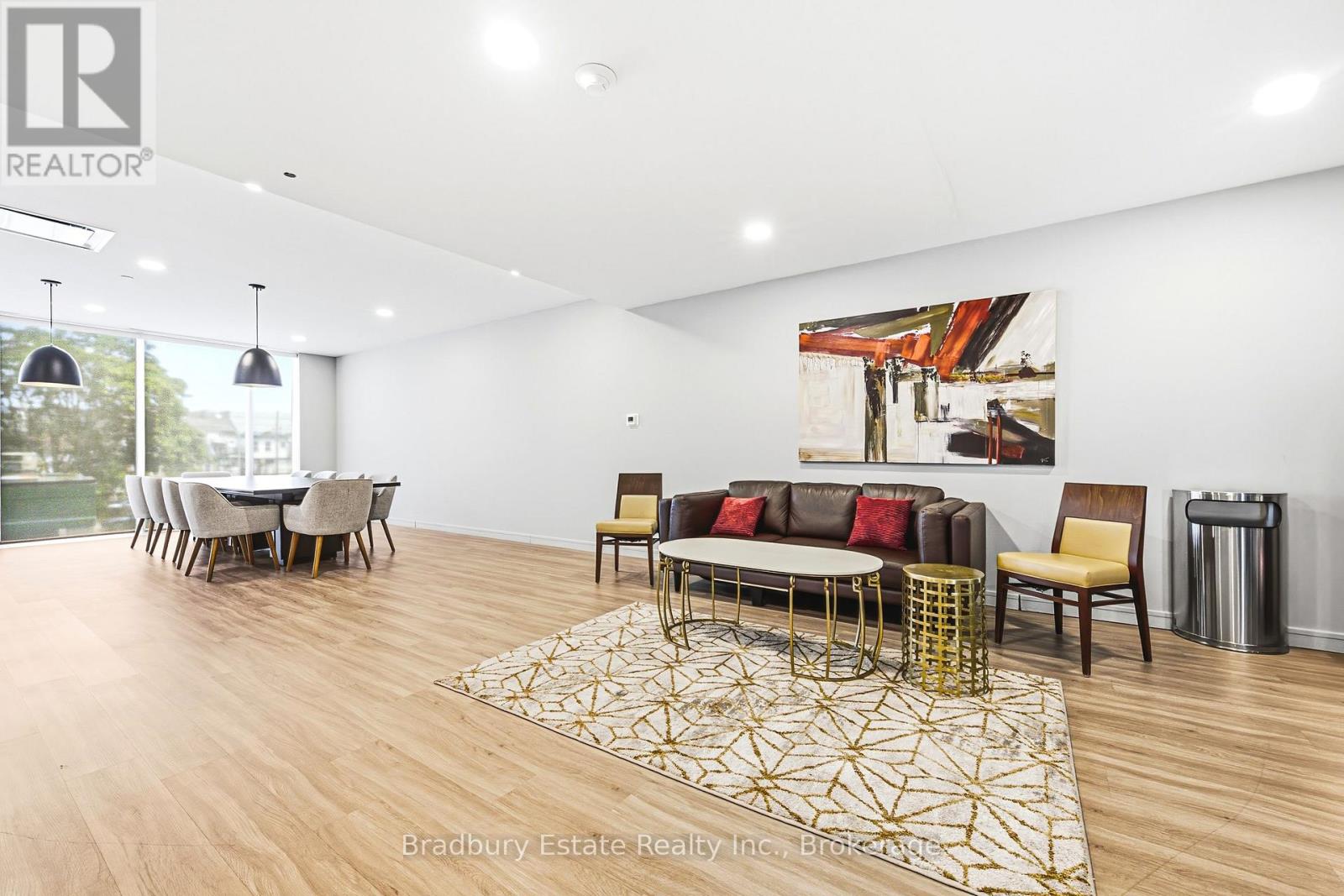 49 Walnut Street South — photo 15