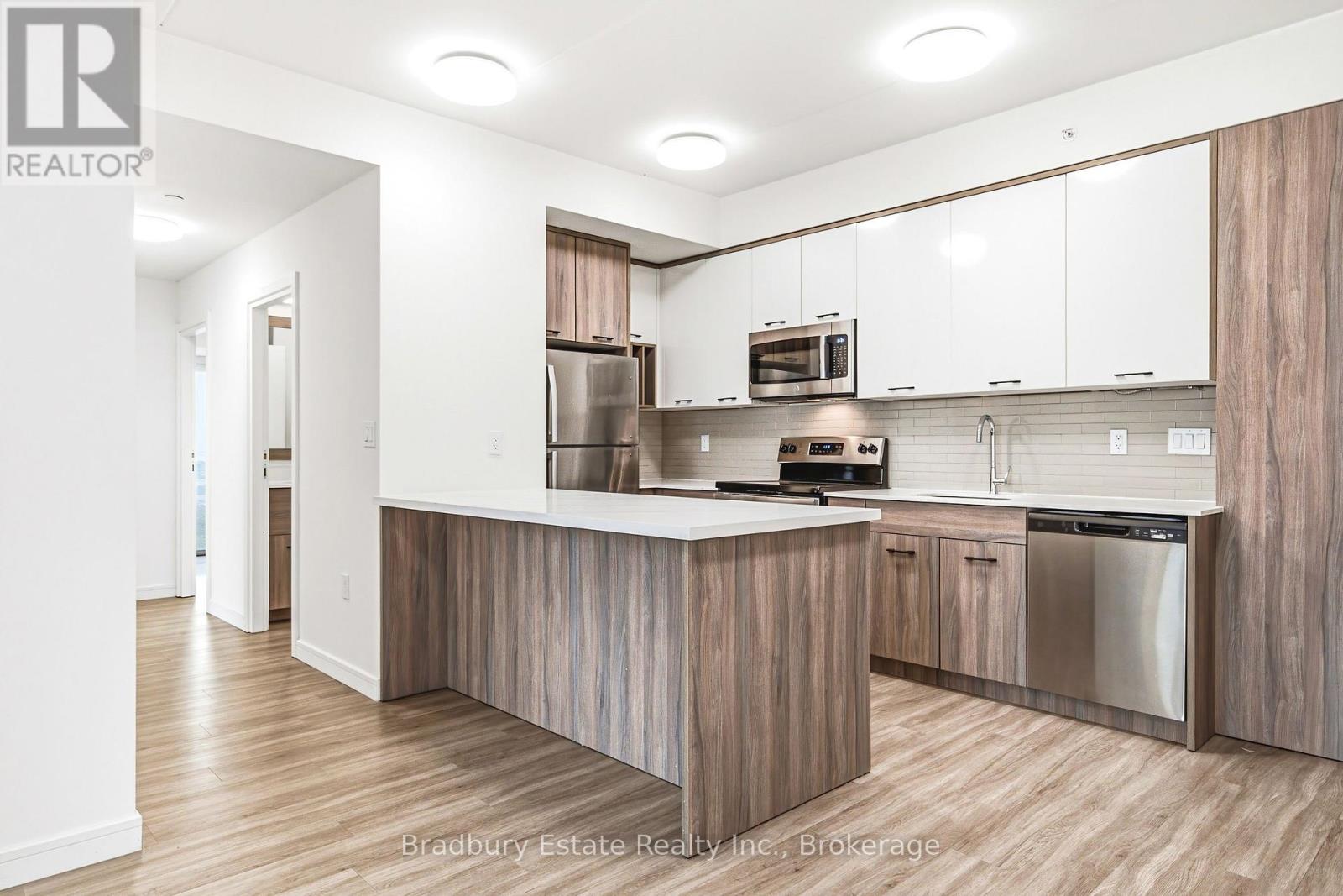49 Walnut Street South — photo 20